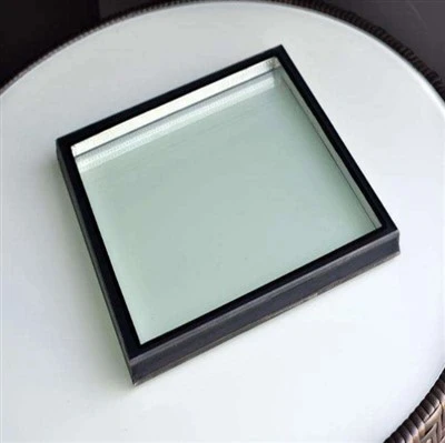Sklo izolovaného